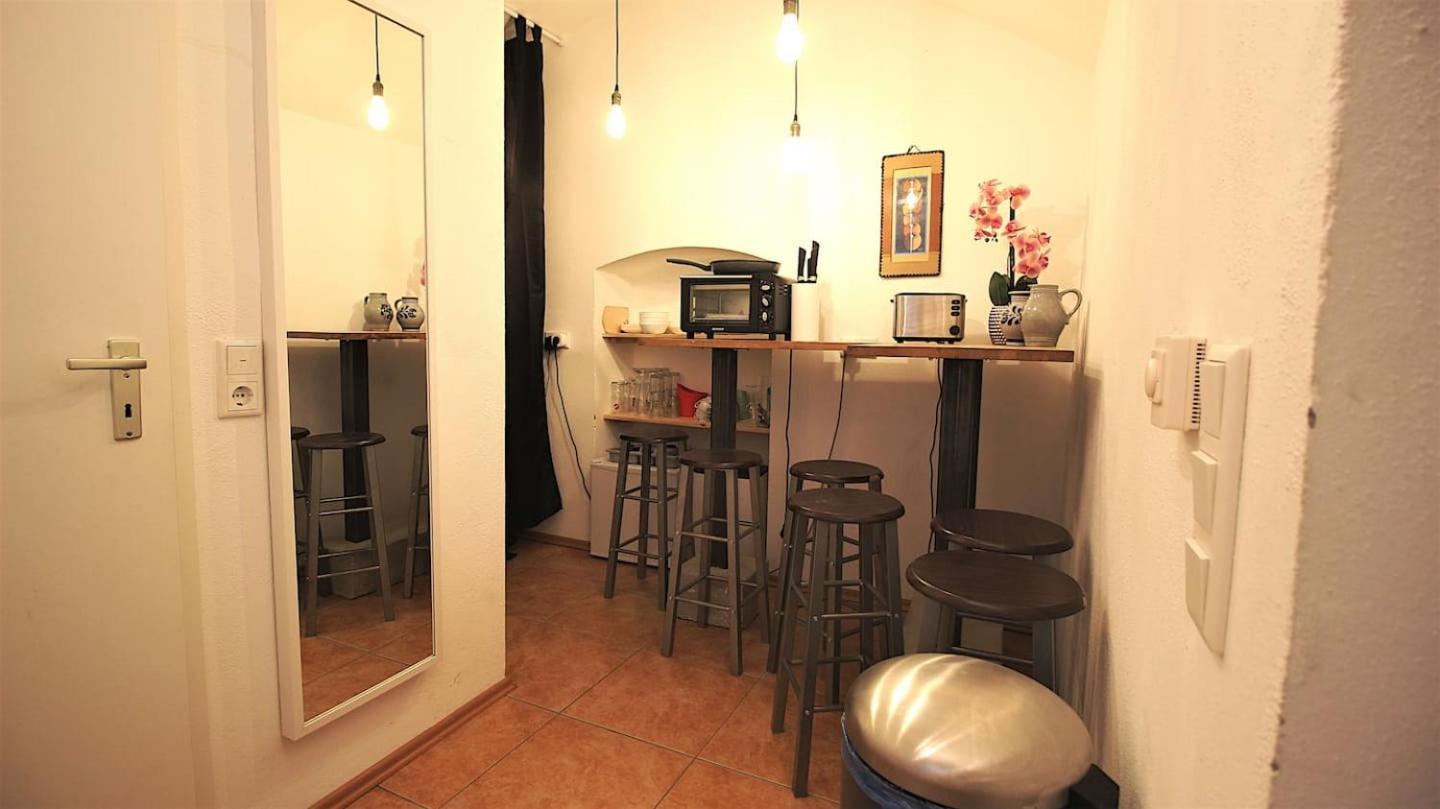 Fully Equipped Apartment Near Main Station Вюрцбург Экстерьер фото